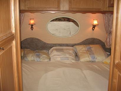 schlafzimmer.jpg